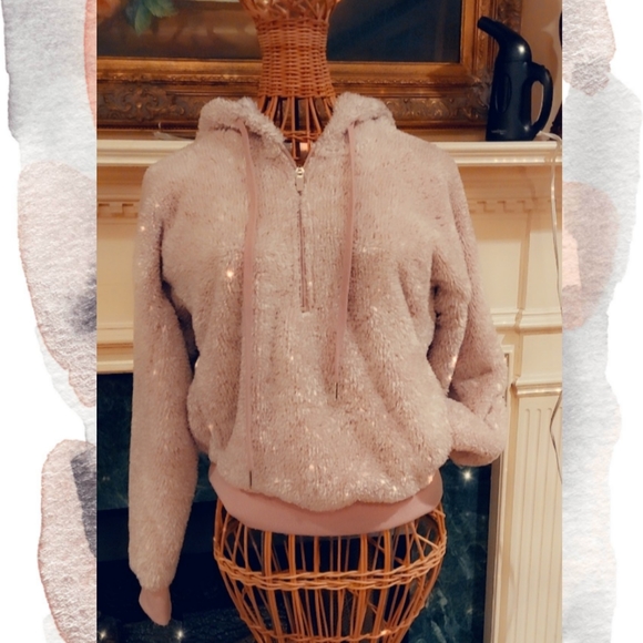Fleece Pullover/ Hoody/Cropped - Picture 1 of 2